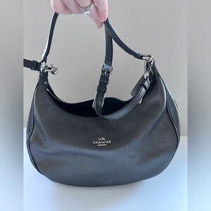 🩶Coach Elle Grey Black Metallic Pebbled Leather Hobo Shoulder Bag
